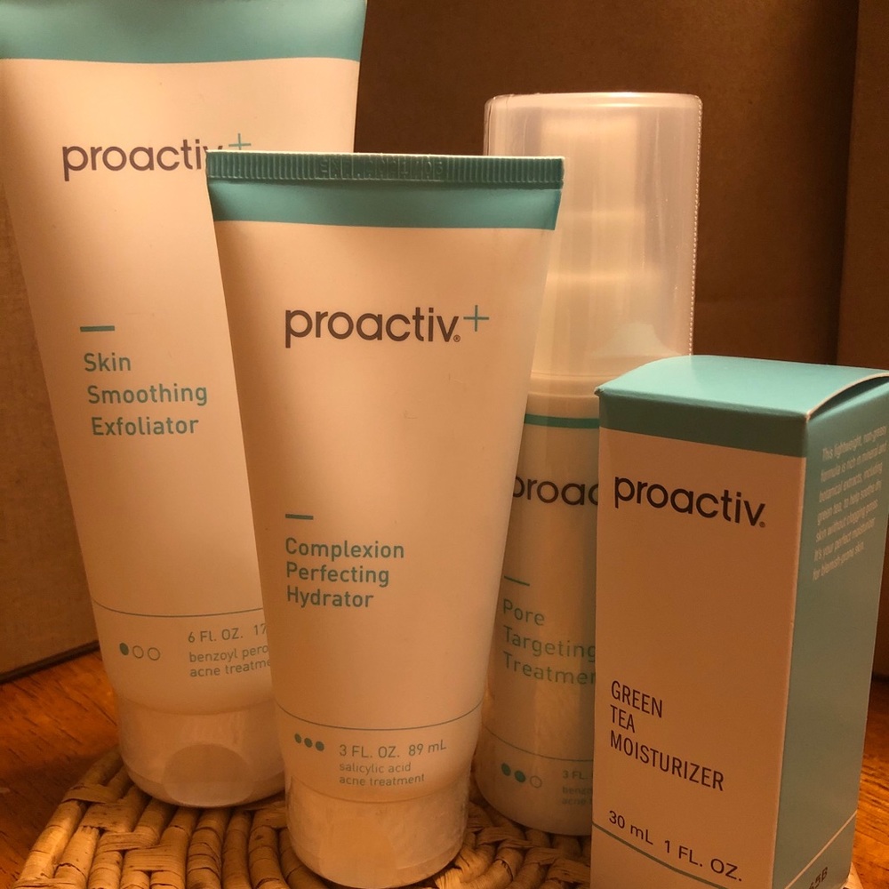 Proactiv+ facial cleaning system